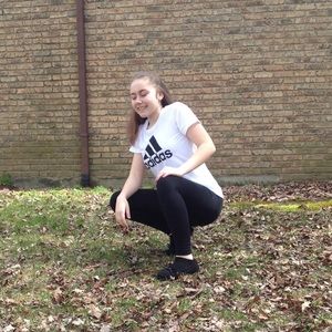 Meet your Posher, Liz